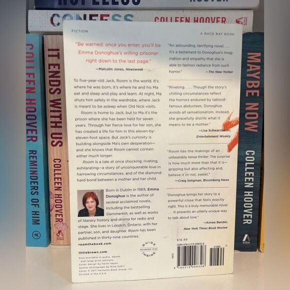 Room by Emma Donoghue - Picture 2 of 4